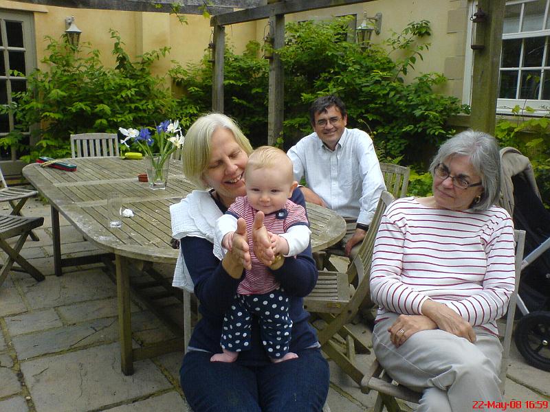 DSC10079_anne_annabel_andy_alice.JPG